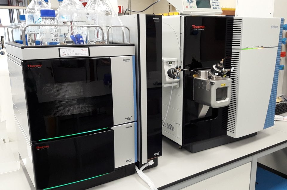 Analysis Device LC-MS MS