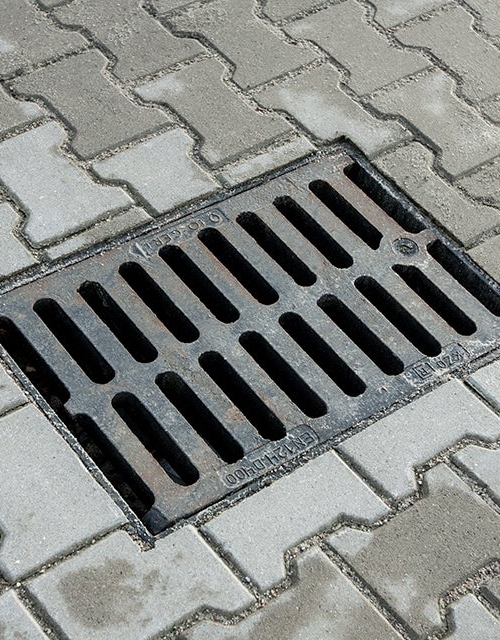Well in the street