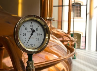 Drukmeter bij tanks